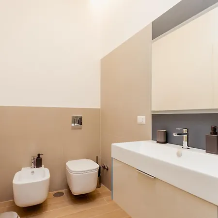 Marilyn Piazza Bellini Apartamento *
